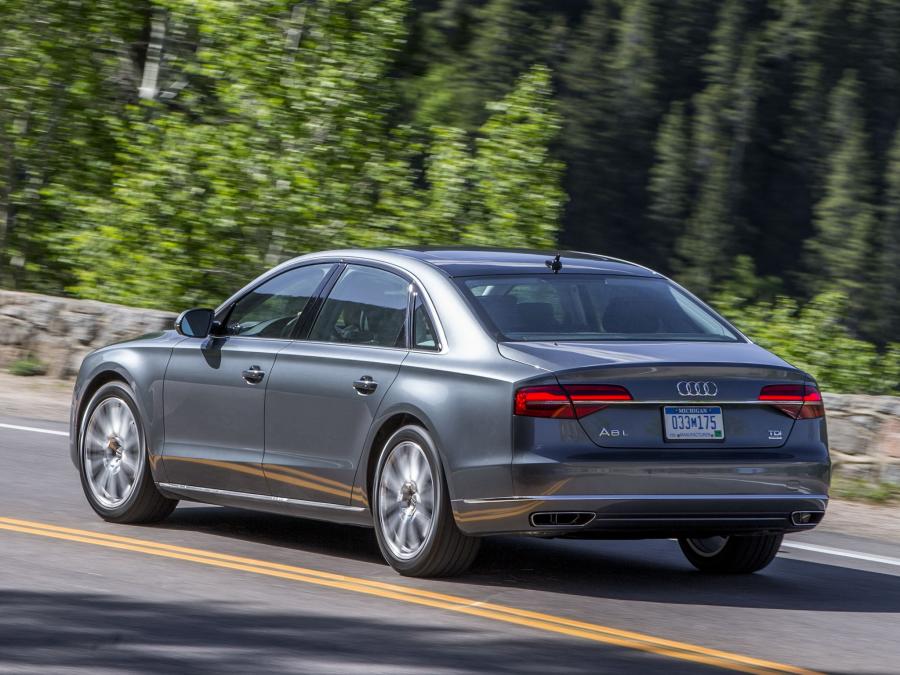  Audi A8 L 3.0 TDI Quattro (D4) 2014 года  (NA) (фото 15 из 19)